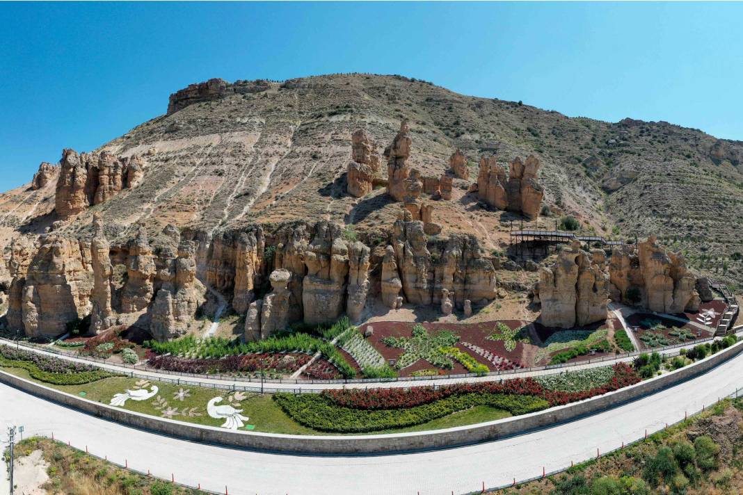 Konya’nın yeşiliyle ünlü ilçesi Meram’da yaz masala dönüşüyor 26