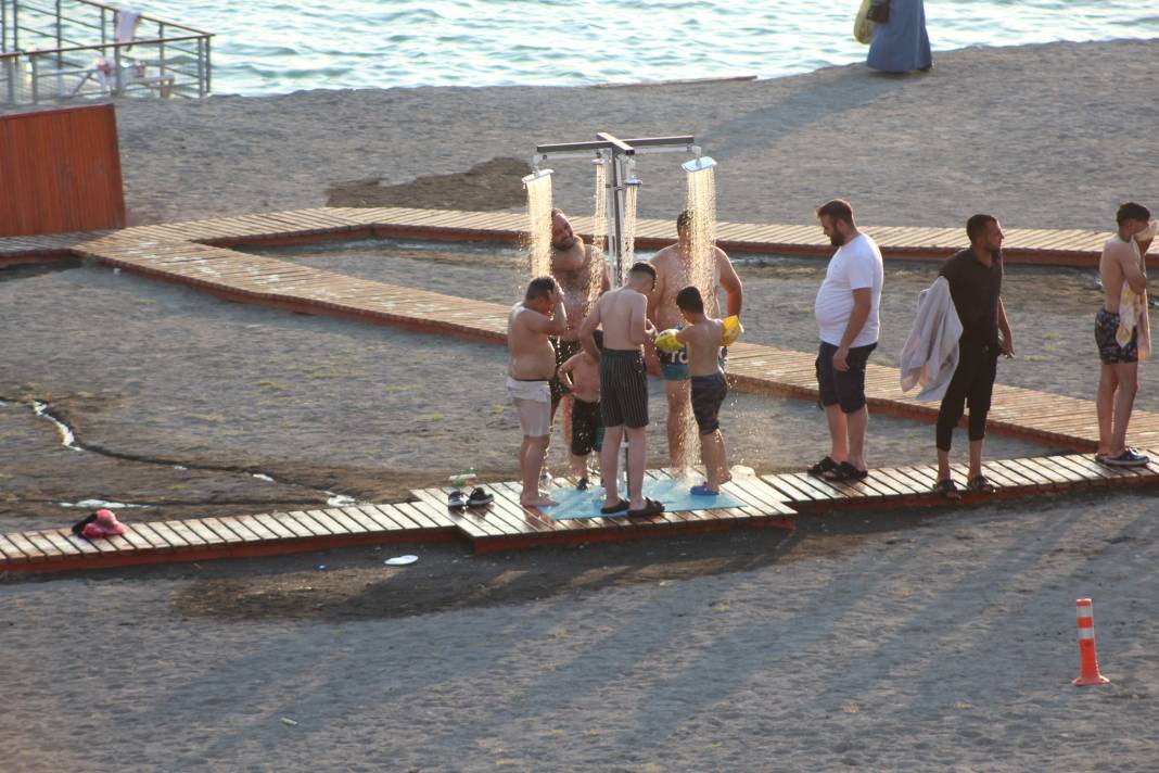 40 derece sıcaktan kaçanlar Konya’da burada serinledi 22