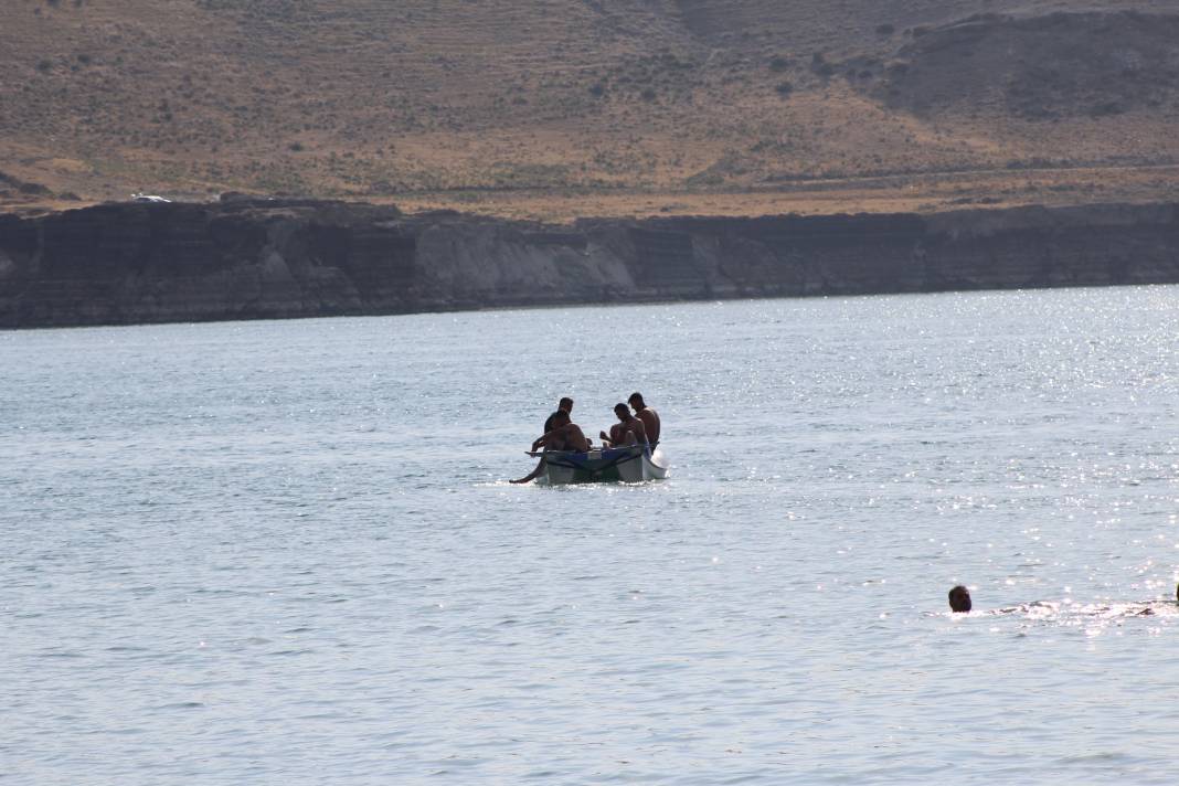 40 derece sıcaktan kaçanlar Konya’da burada serinledi 34