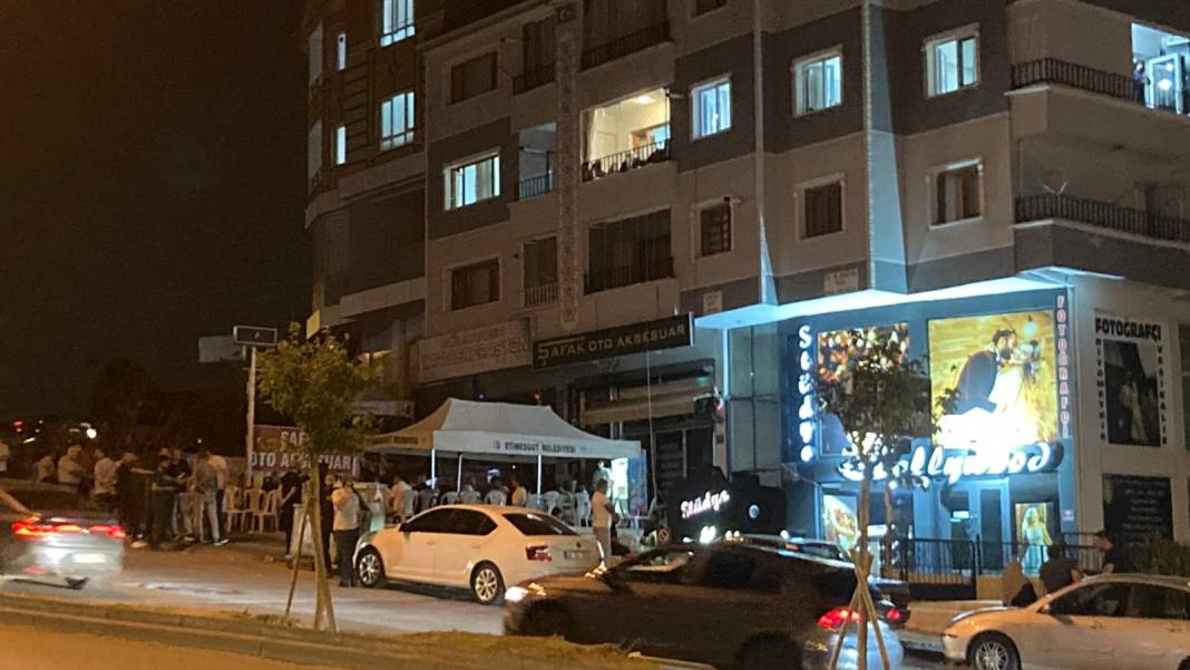 Aidat isteyen apartman yöneticisini öldürdü 2