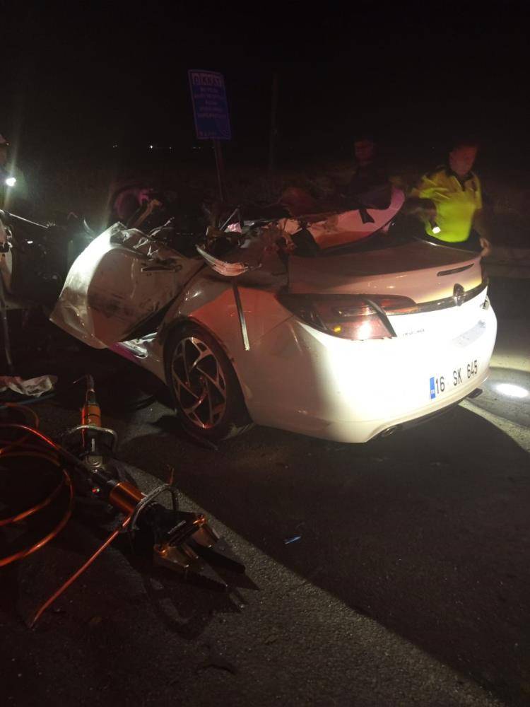 Trafik polisi Şükrü Kahyaoğlu, ailesiyle feci kazada can verdi 1