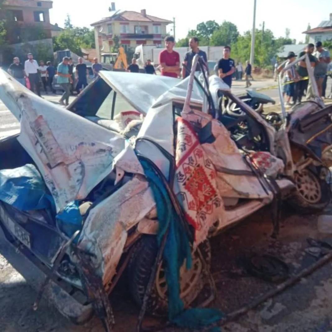 Konya’daki kazada can veren 3 kişiye acı veda 3