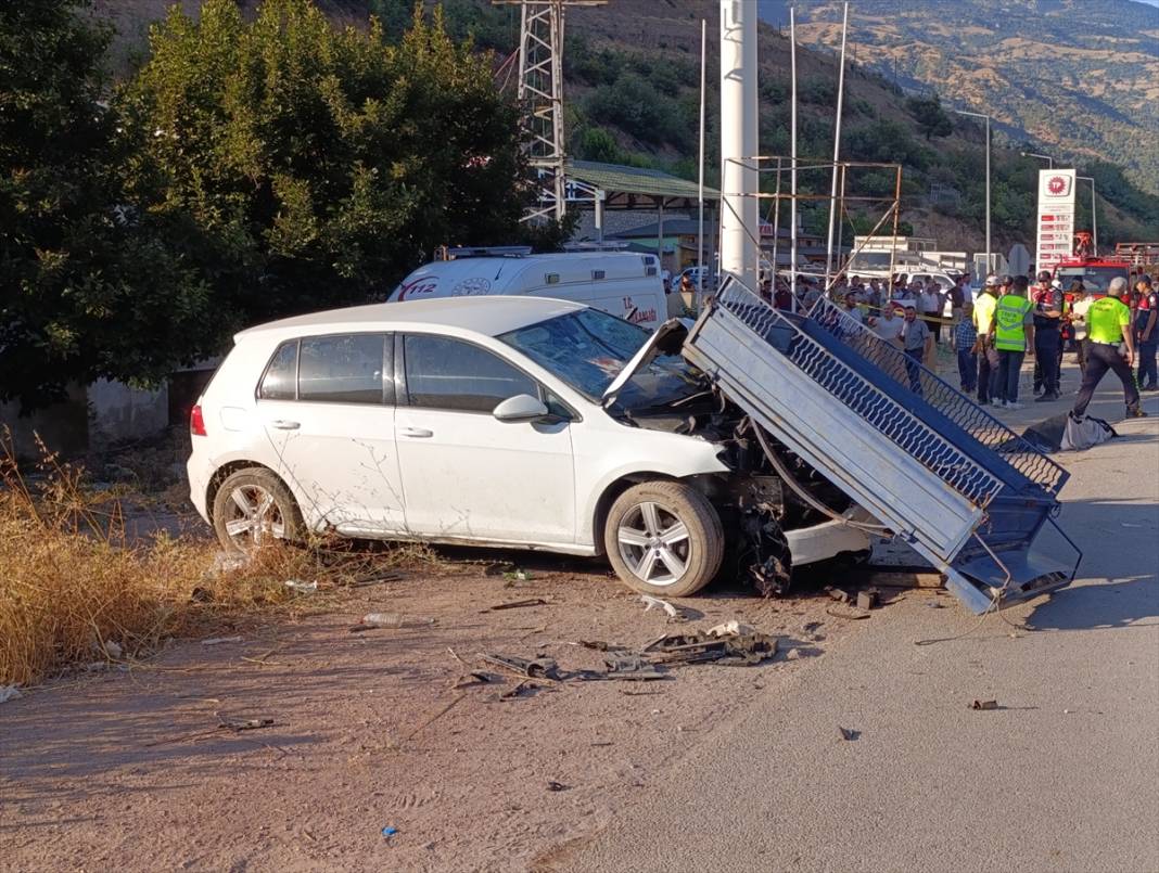Yürek yakan kaza! Böbreğini verdiği oğluyla birlikte öldü 1