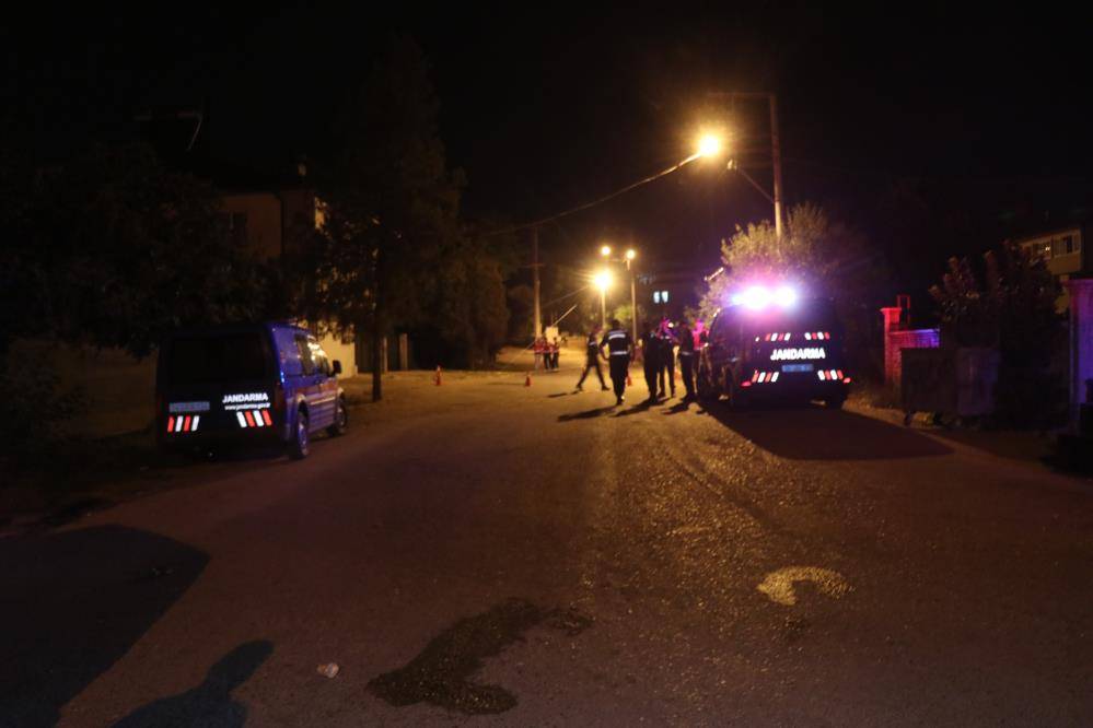 İki aile arasında silahlı çatışma çıktı: 2 ölü, 2 yaralı 7
