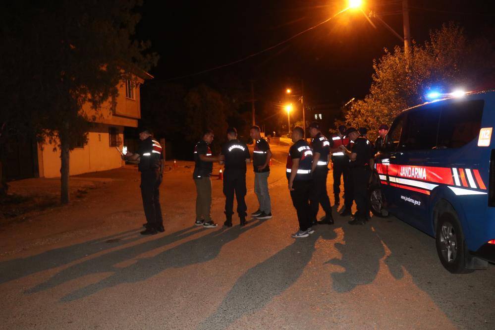 İki aile arasında silahlı çatışma çıktı: 2 ölü, 2 yaralı 9