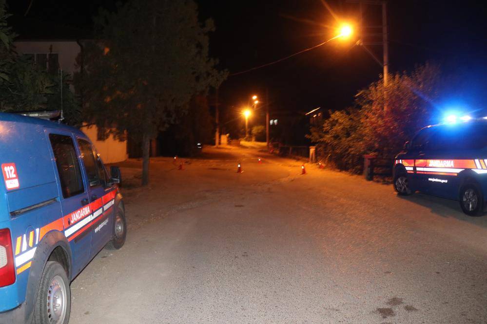 İki aile arasında silahlı çatışma çıktı: 2 ölü, 2 yaralı 10