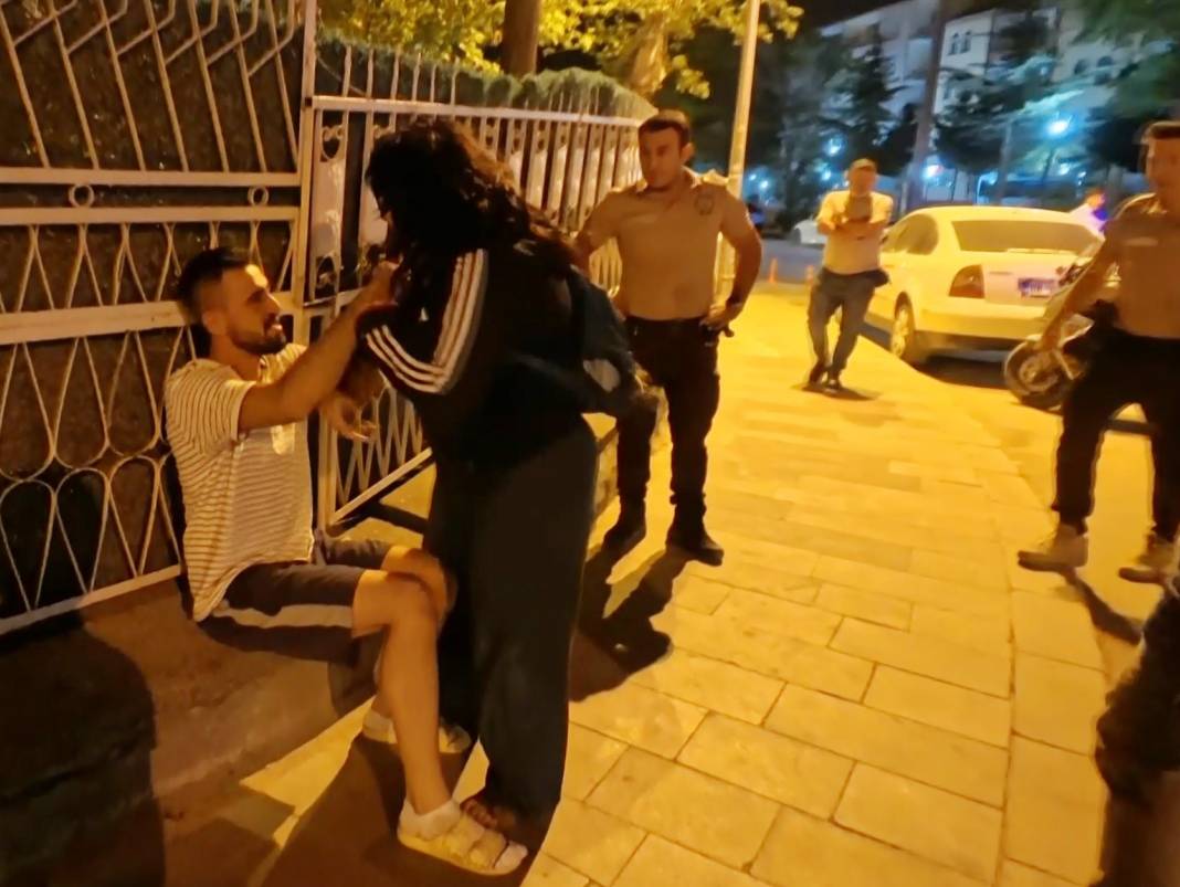 Erkek arkadaşından kurtulmak isteyen kadın ortalığı karıştırdı 12