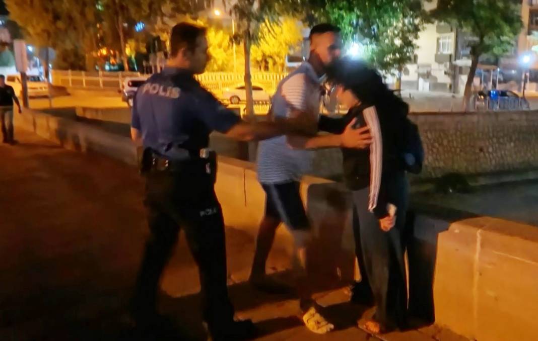 Erkek arkadaşından kurtulmak isteyen kadın ortalığı karıştırdı 3