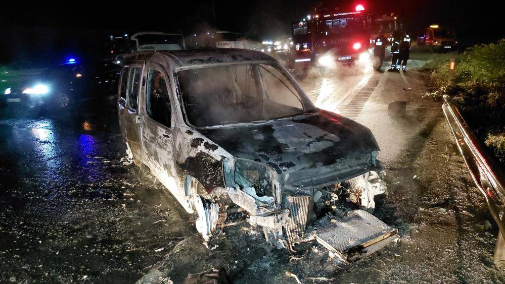 Gören film sandı! TIR, 8 kilometre alevler içinde ilerledi 12