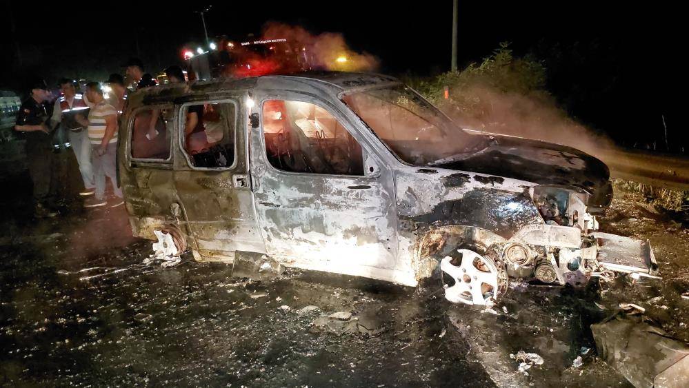 Gören film sandı! TIR, 8 kilometre alevler içinde ilerledi 14