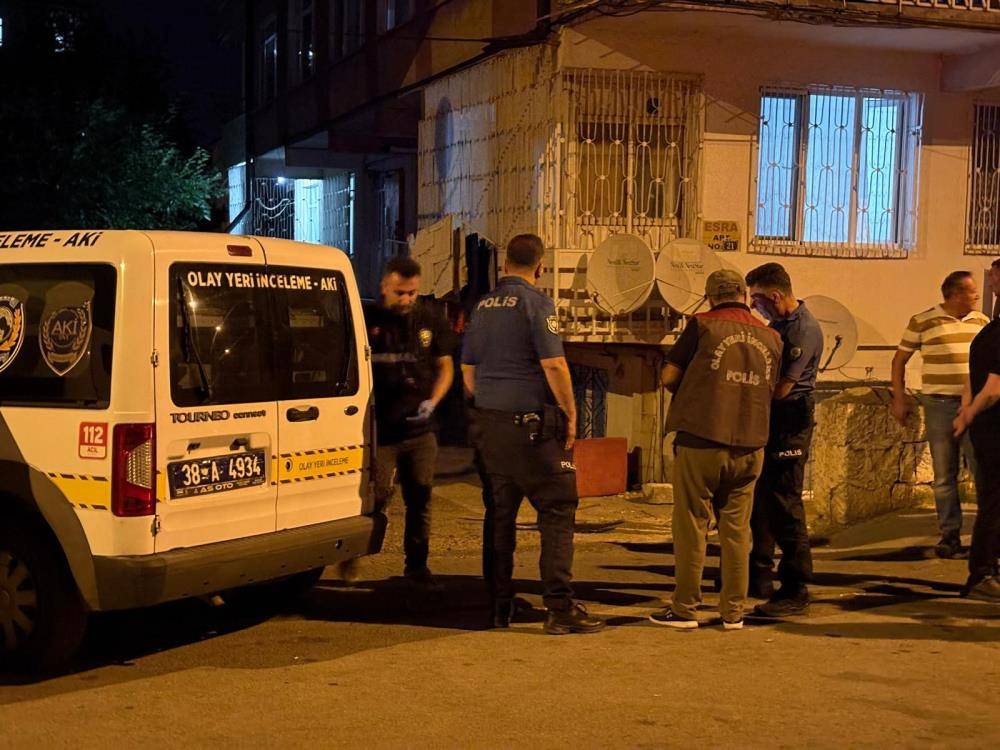 2 yıl önce boşandığı karısına dehşeti yaşattı 1