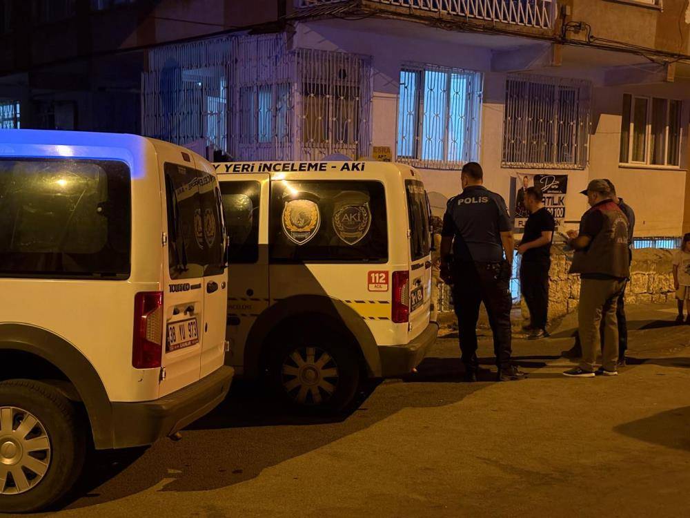 2 yıl önce boşandığı karısına dehşeti yaşattı 2