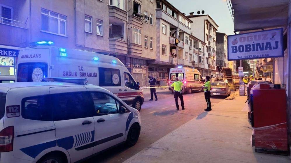 Konya’dan sonra Sakarya! Baba ve 4 yaşındaki oğlu silahlı saldırıda vuruldu 12