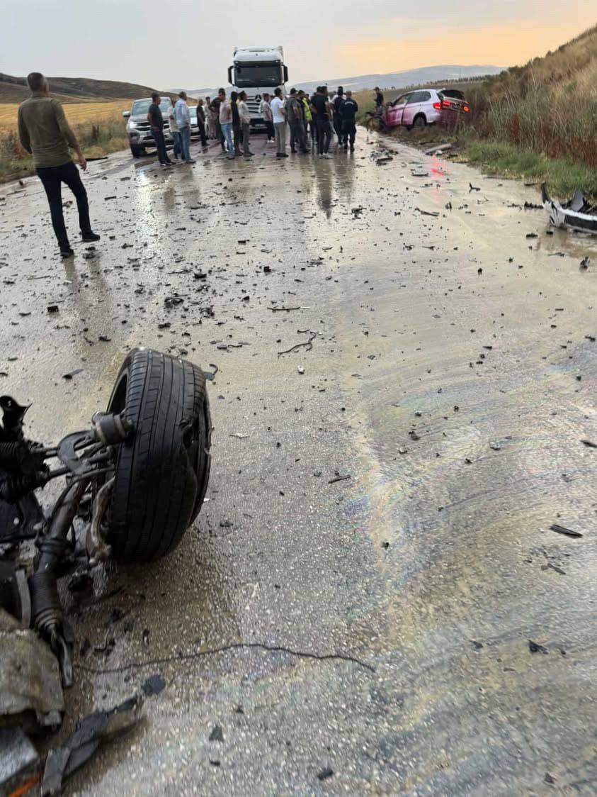 Konya yolunu savaş alanına çeviren kaza 7