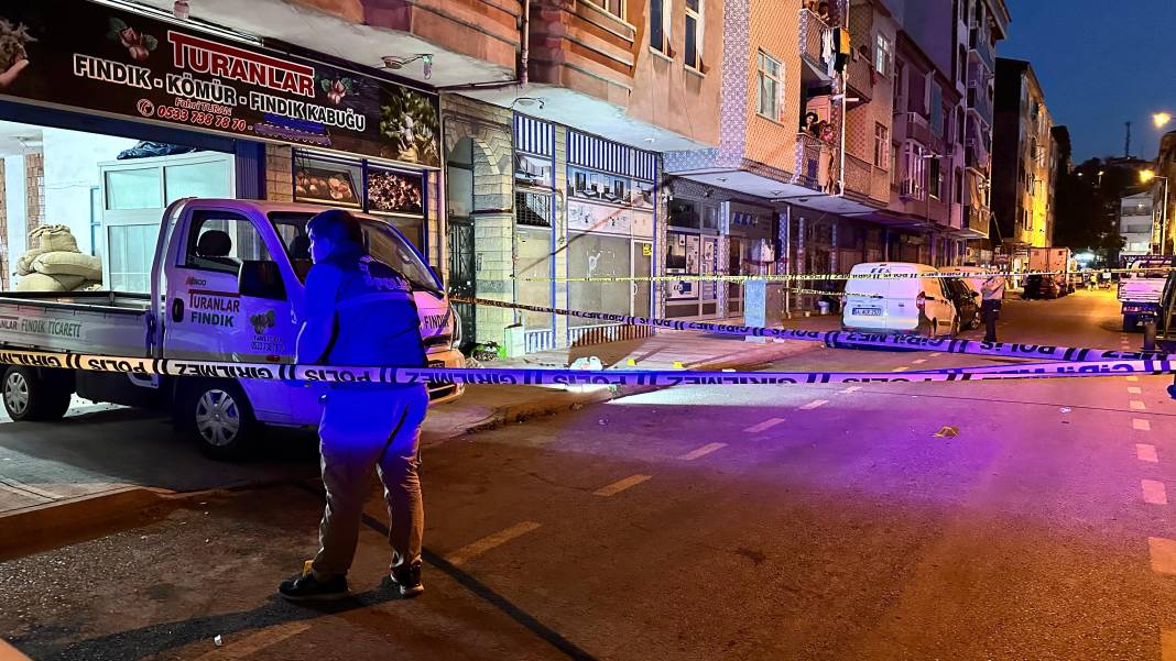 Konya’dan sonra Sakarya! Baba ve 4 yaşındaki oğlu silahlı saldırıda vuruldu 7