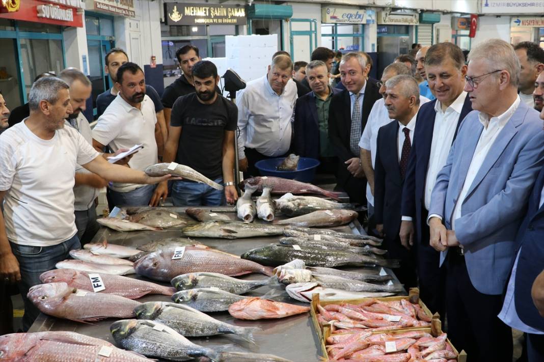 Derya kuzuları için “vira bismillah” denildi! Ağlar doldu, balıkçılar umutlu 12