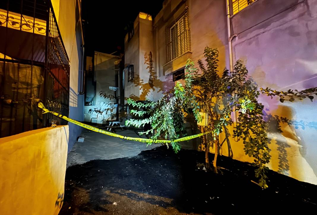 Anne dehşeti! 5 yaşındaki oğlunu bıçakla öldürdü 1