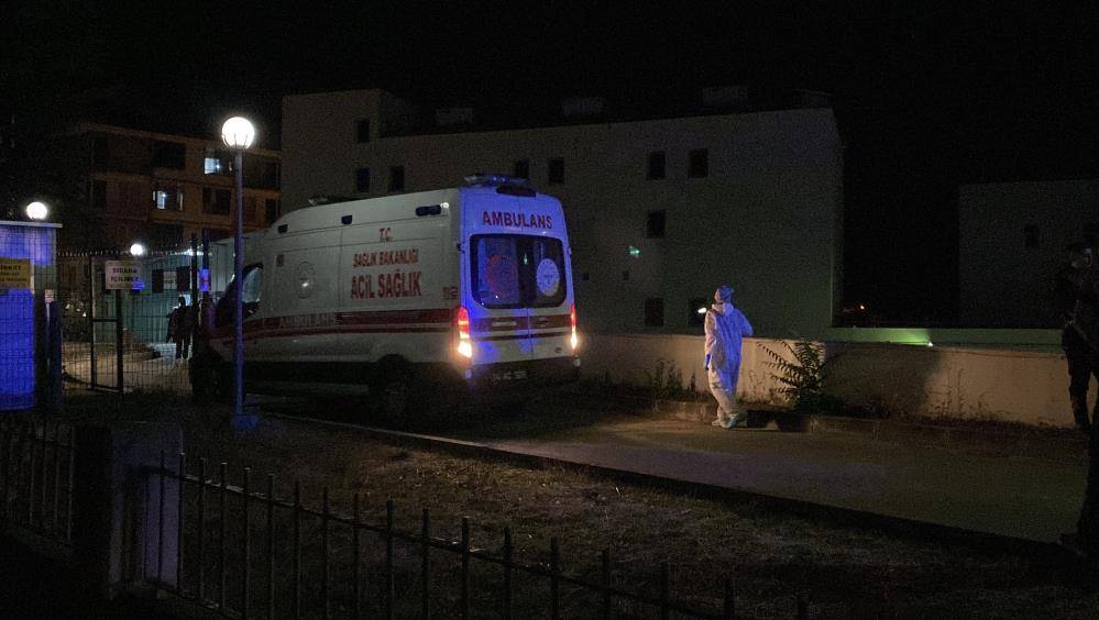 Şüpheli araç alarm verdi, 9 narkotik polisi zehirlendi 9