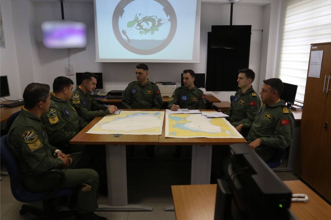 Mavi vatanın gökyüzündeki kalesi 6