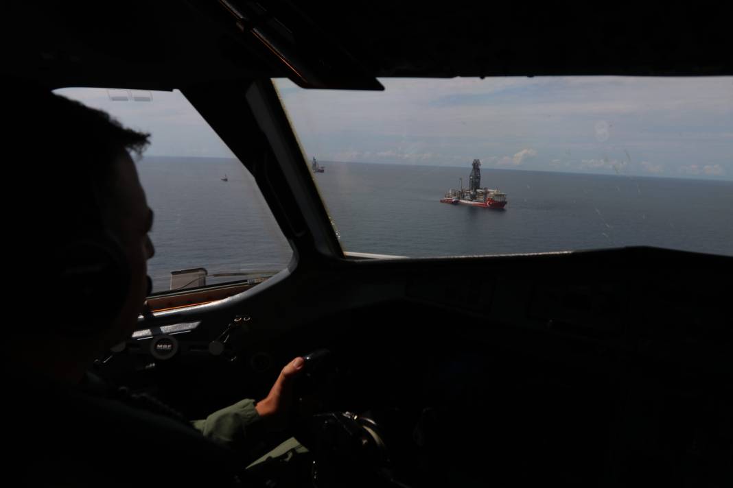 Mavi vatanın gökyüzündeki kalesi 17