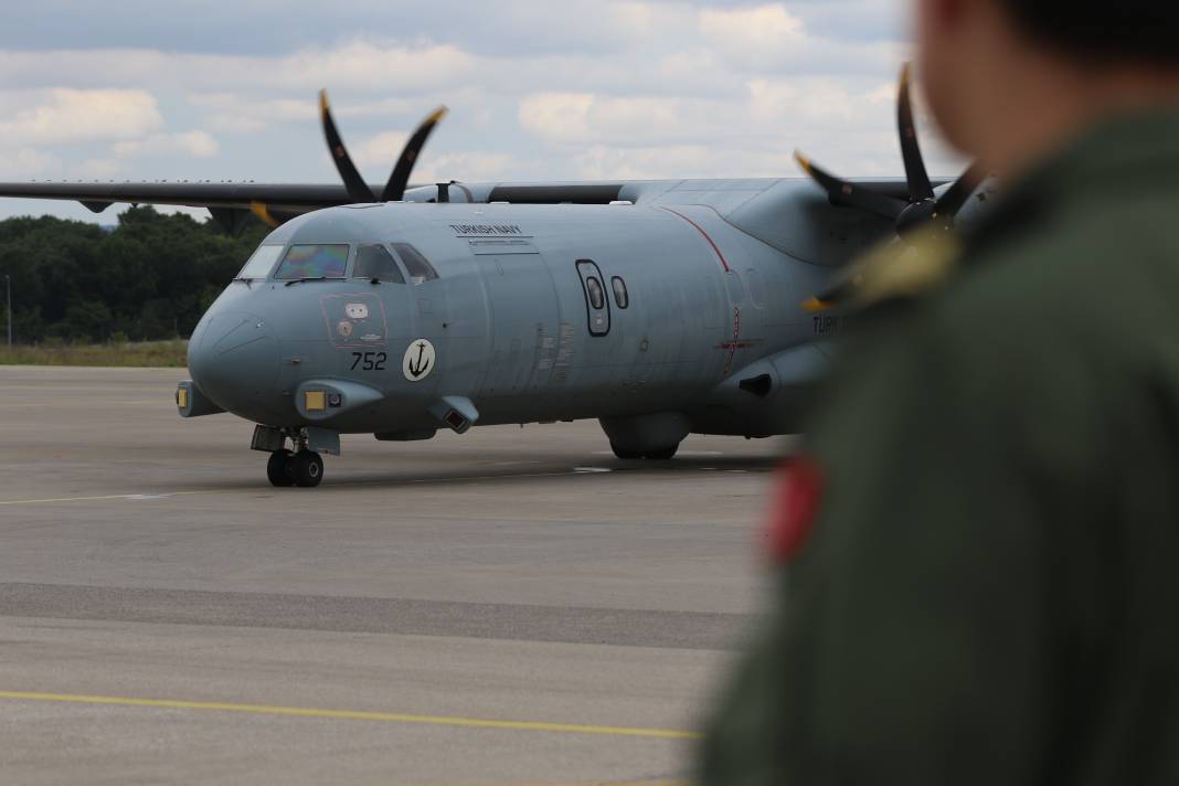 Mavi vatanın gökyüzündeki kalesi 15