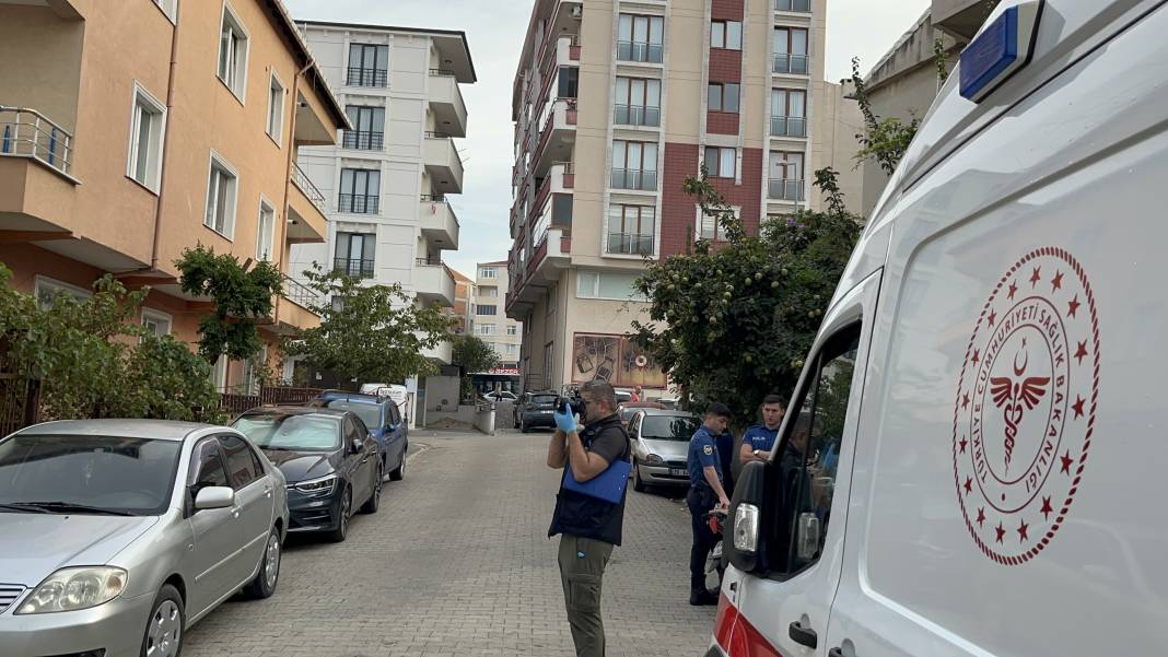 Silah sesleri uzman çavuşun evinden geldi! 29 yaşındaki kadın ölü bulundu 3