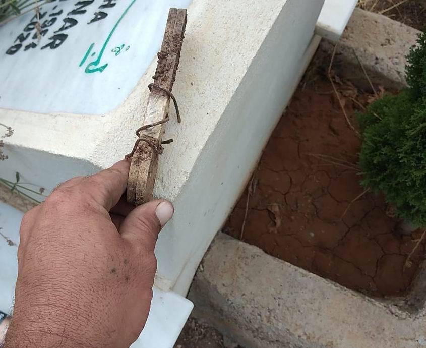 Mezar taşı ustası kazdıkça şok oldu! Kadın figürleri, kuzu kafaları çıktı 6