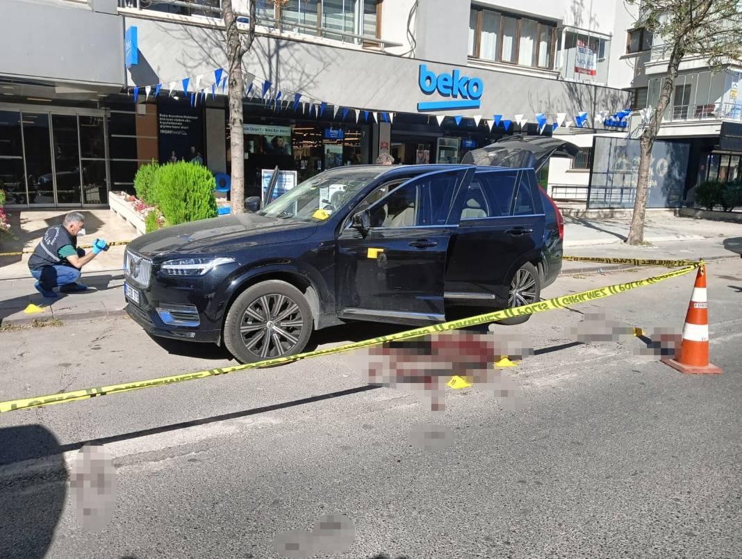 İş insanına silahlı saldırı! Şoförü hem vurdu hem de kulağını kopardı 1