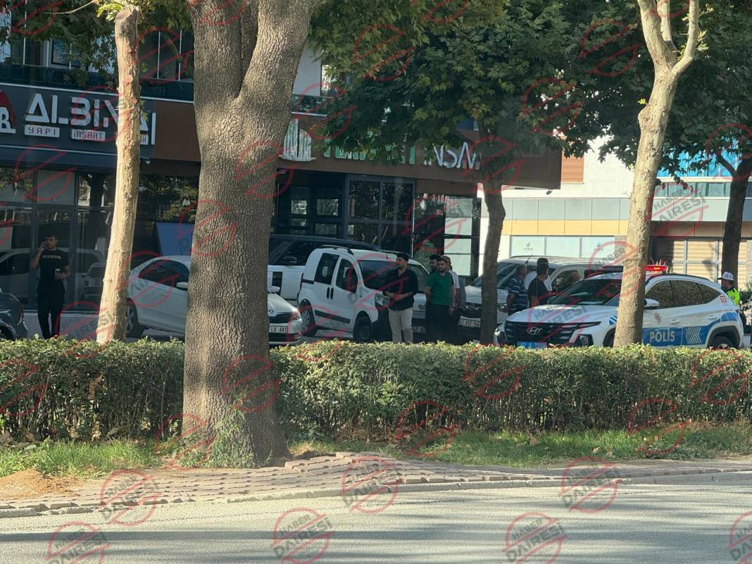 Konya’da TOGG’a çarpan BMW bu hale geldi 2