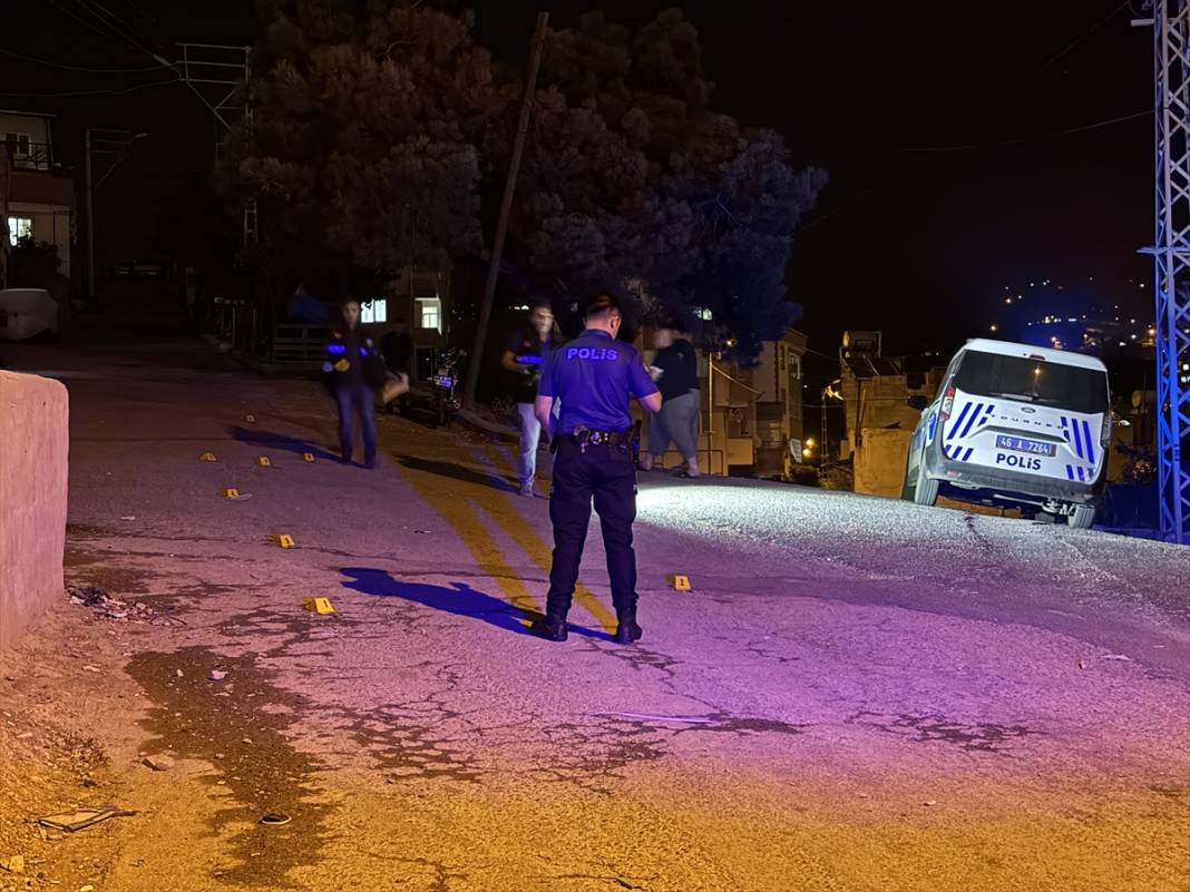 Asker eğlencesinde bıçaklı kavga çıktı! Çok sayıda yaralı var 1