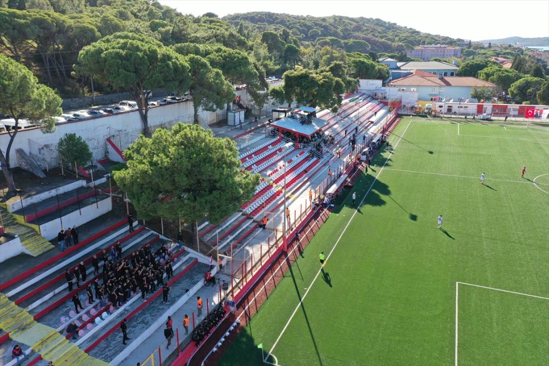 Doğa ve deniz manzarasıyla taraftarı cezbeden stadyum 6