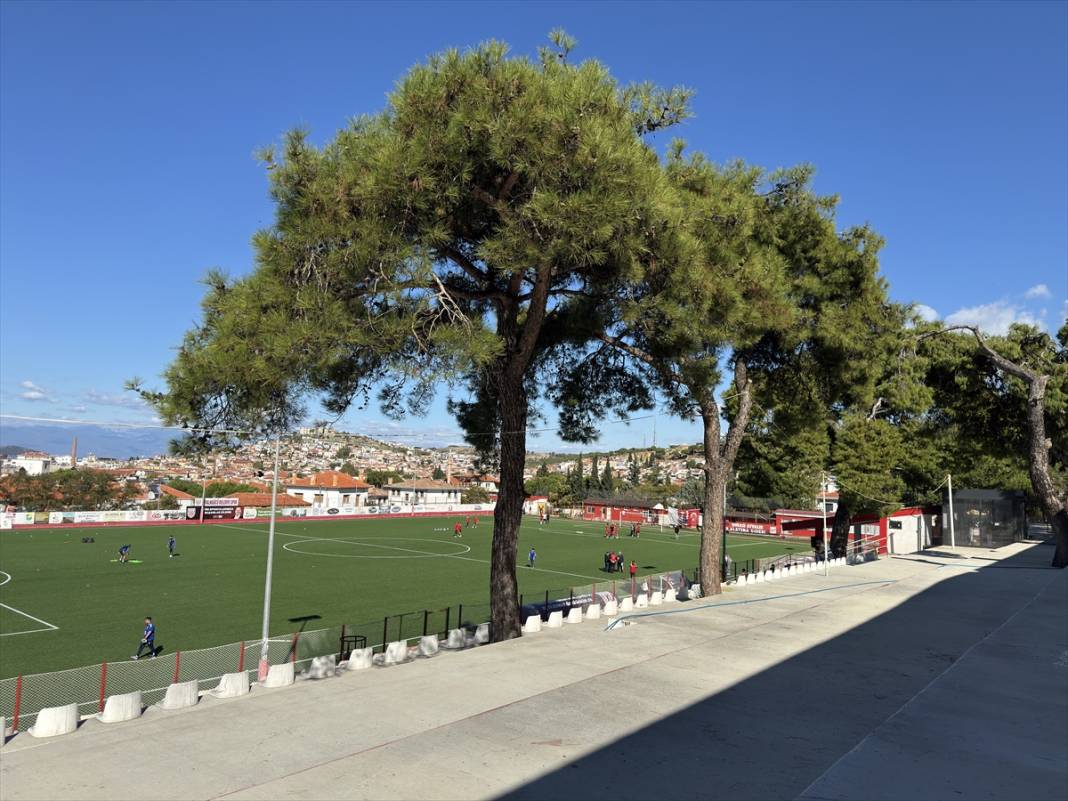 Doğa ve deniz manzarasıyla taraftarı cezbeden stadyum 13