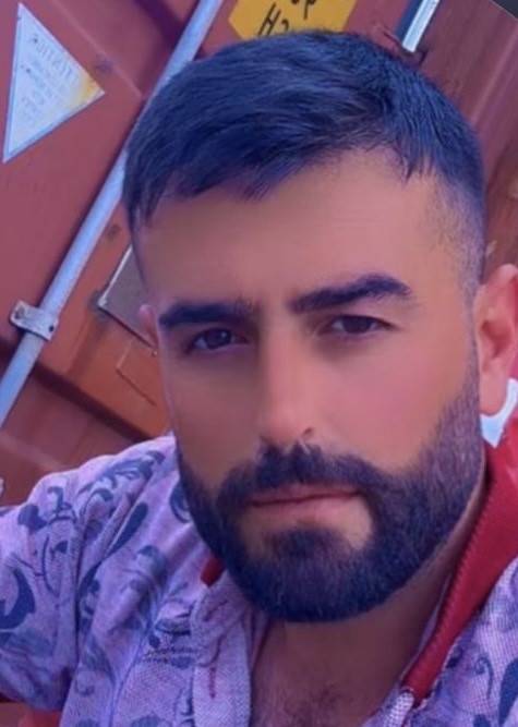 Otomobil tarlaya devrildi, 2 kişi öldü 12