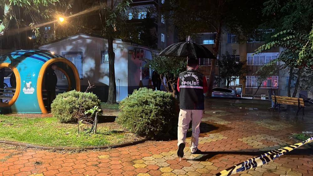 Eski eşi ve ailesinde kim varsa vurdu! 3 ölü, 1 ağır yaralı var 1