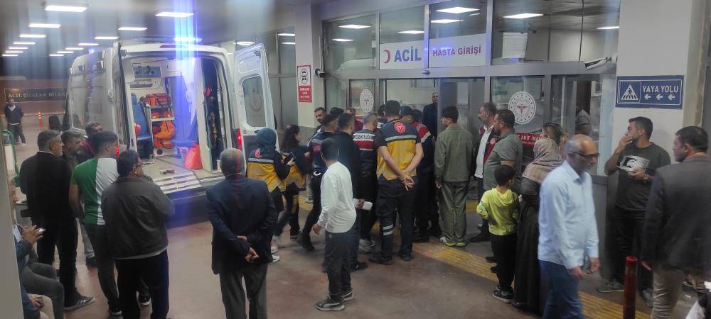 Cezaevinde gıda zehirlenmesi! Mahkumlar bir bir hastaneye taşındı 3