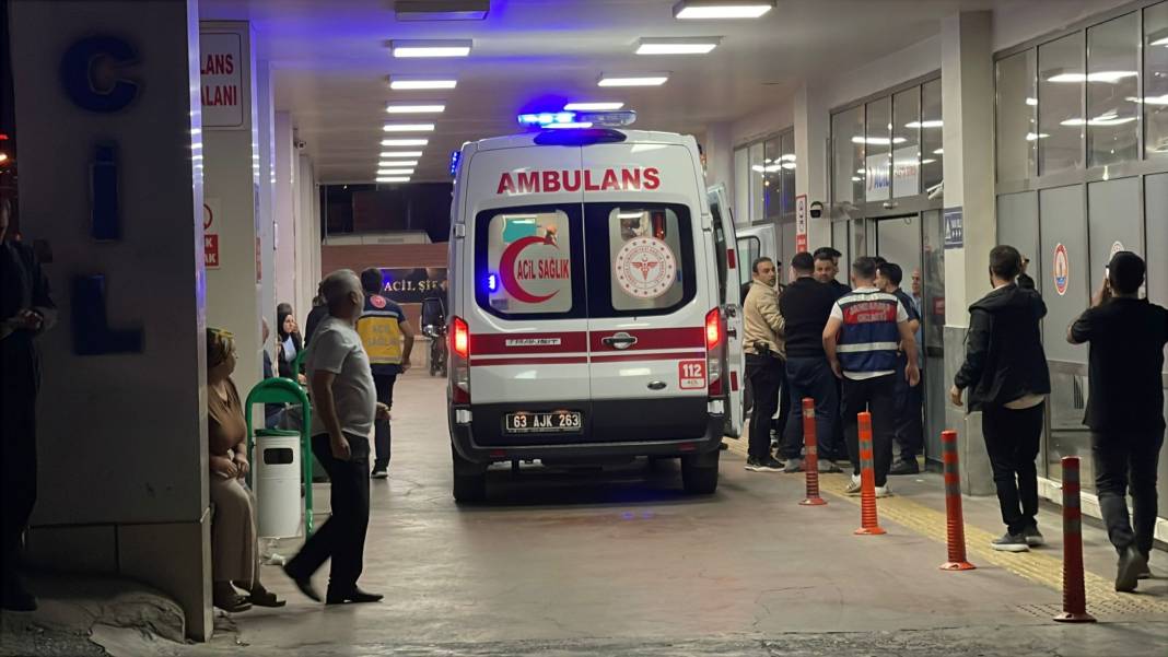 Cezaevinde gıda zehirlenmesi! Mahkumlar bir bir hastaneye taşındı 11