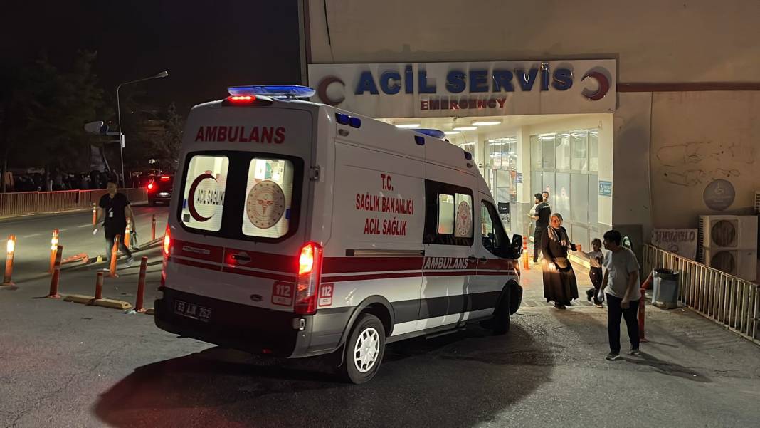 Cezaevinde gıda zehirlenmesi! Mahkumlar bir bir hastaneye taşındı 12