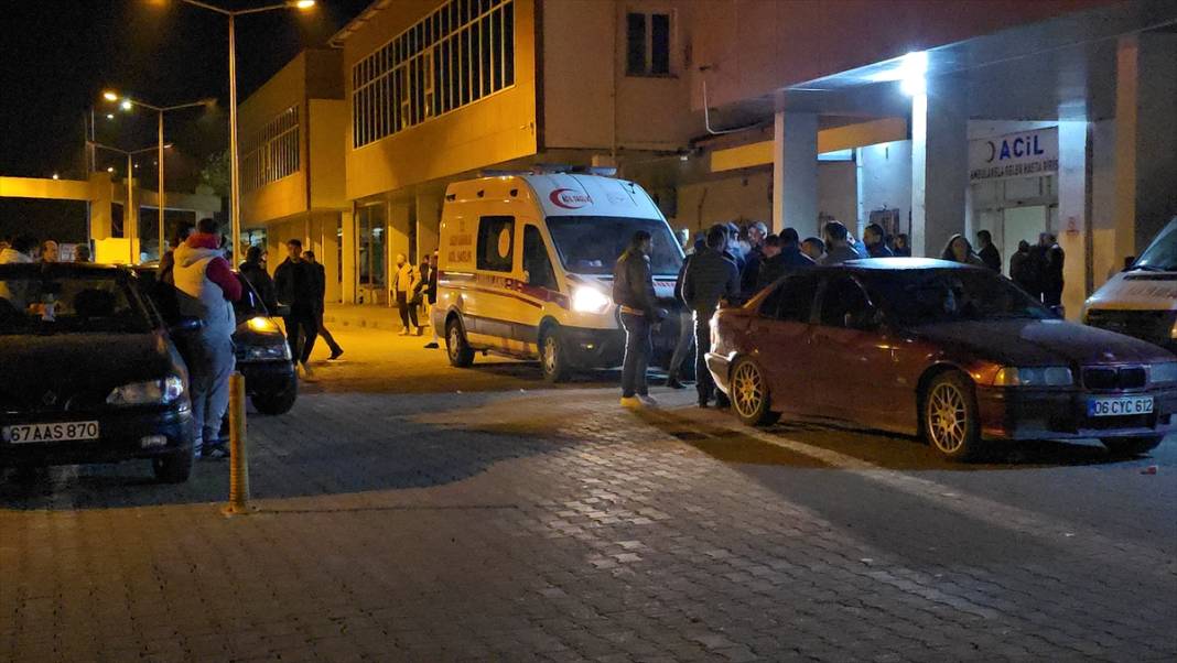 Köyde kanlı gece! Emekli polis kahvehanede 4 kişiyi vurdu, 2’si öldü 2
