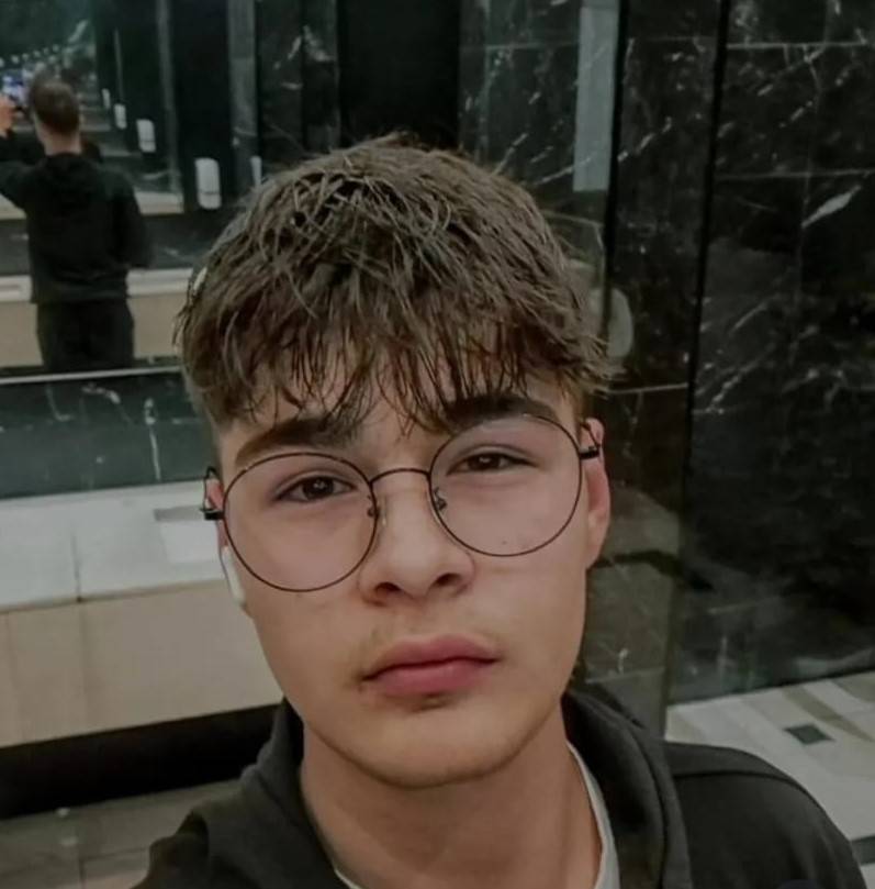 Üçü de 15 yaşındaydı! Otomobil ikiye bölündü, 2’si öldü 12