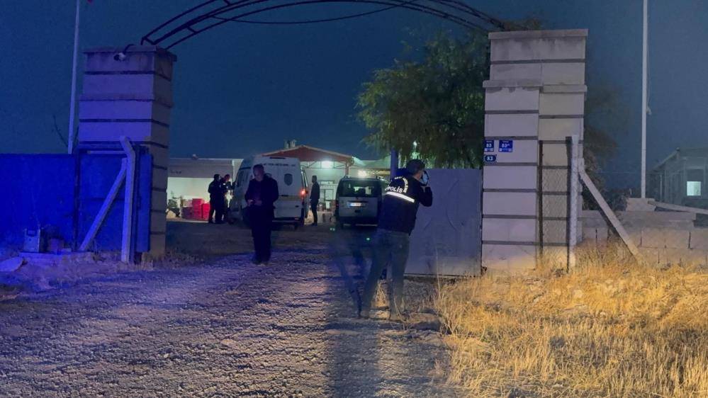 Miras kavgasında kan döküldü! Amcası dahil 4 akrabasını bıçakladı 8