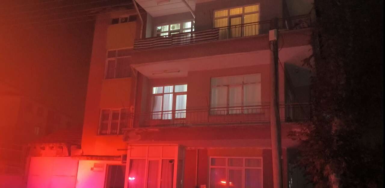 Kardeş kavgası! Güvenlik görevlisi Ali Sağlam bıçaklanarak öldürüldü 13