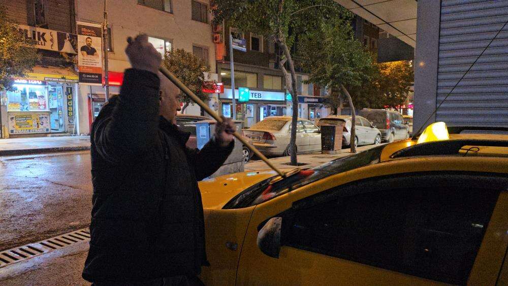 Şehrin üzerine çamur yağdı 8