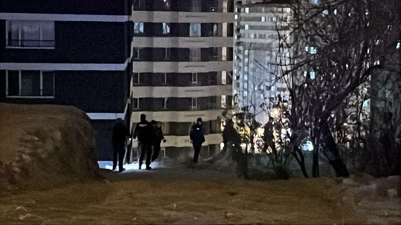 Geceyi hareketlendiren olay! Polise çarpıp kaçtılar 14