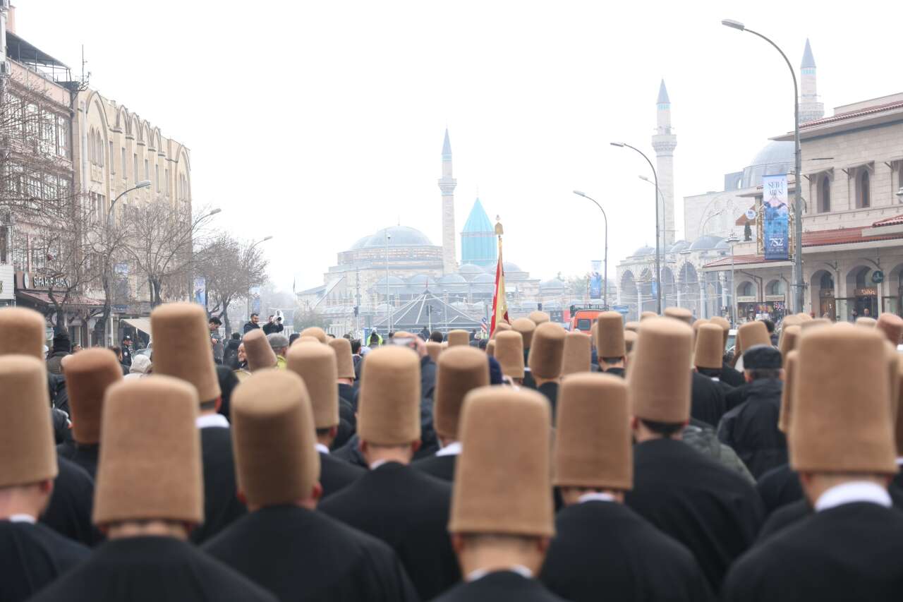Konya’da Şeb-i Arus heyecanı! ‘Huzur Vakti’ başladı 5