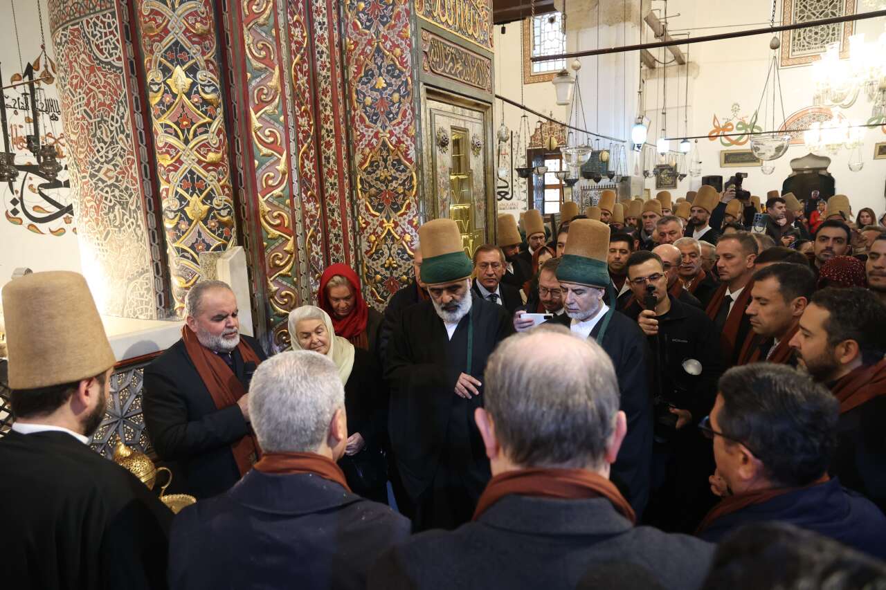 Konya’da Şeb-i Arus heyecanı! ‘Huzur Vakti’ başladı 8