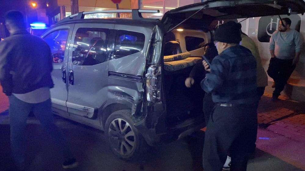Alkollü sürücü şehri karıştırdı 1