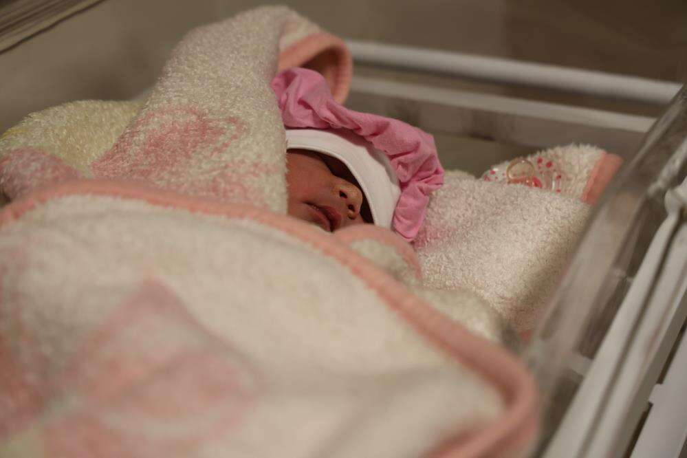 4 bebek, yeni yılın ilk dakikalarında dünyaya gözlerini açtı 4