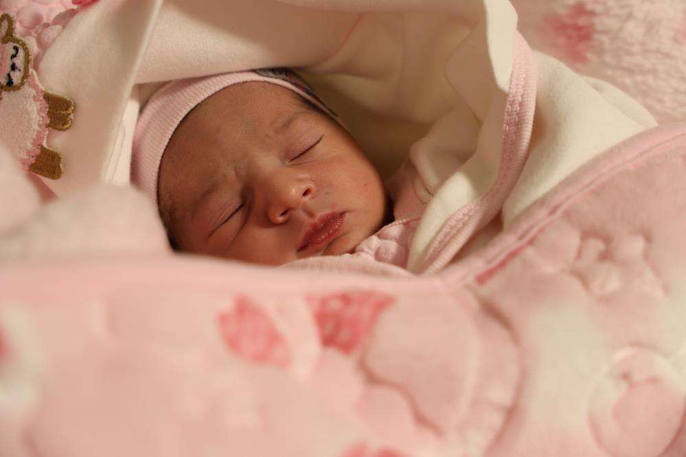 4 bebek, yeni yılın ilk dakikalarında dünyaya gözlerini açtı 11