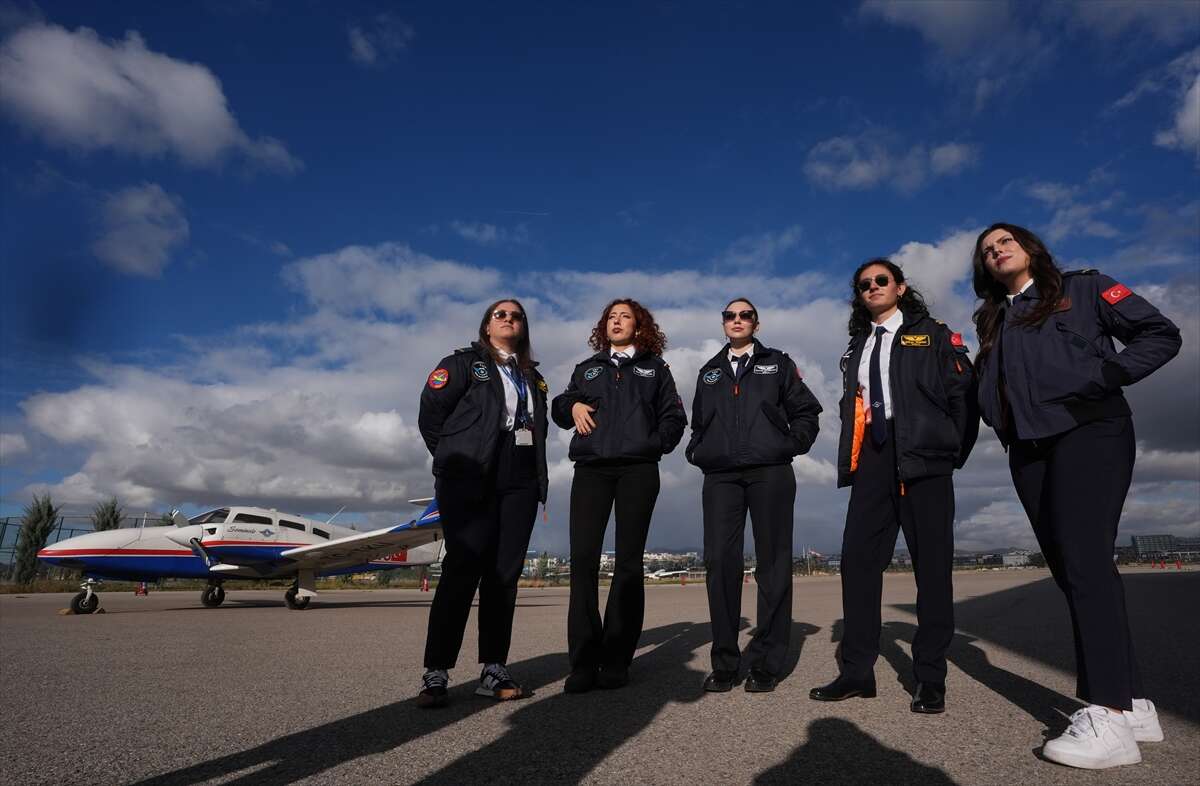 Gökyüzünde kadınların imzası! THK Üniversitesinde yetişiyorlar 8