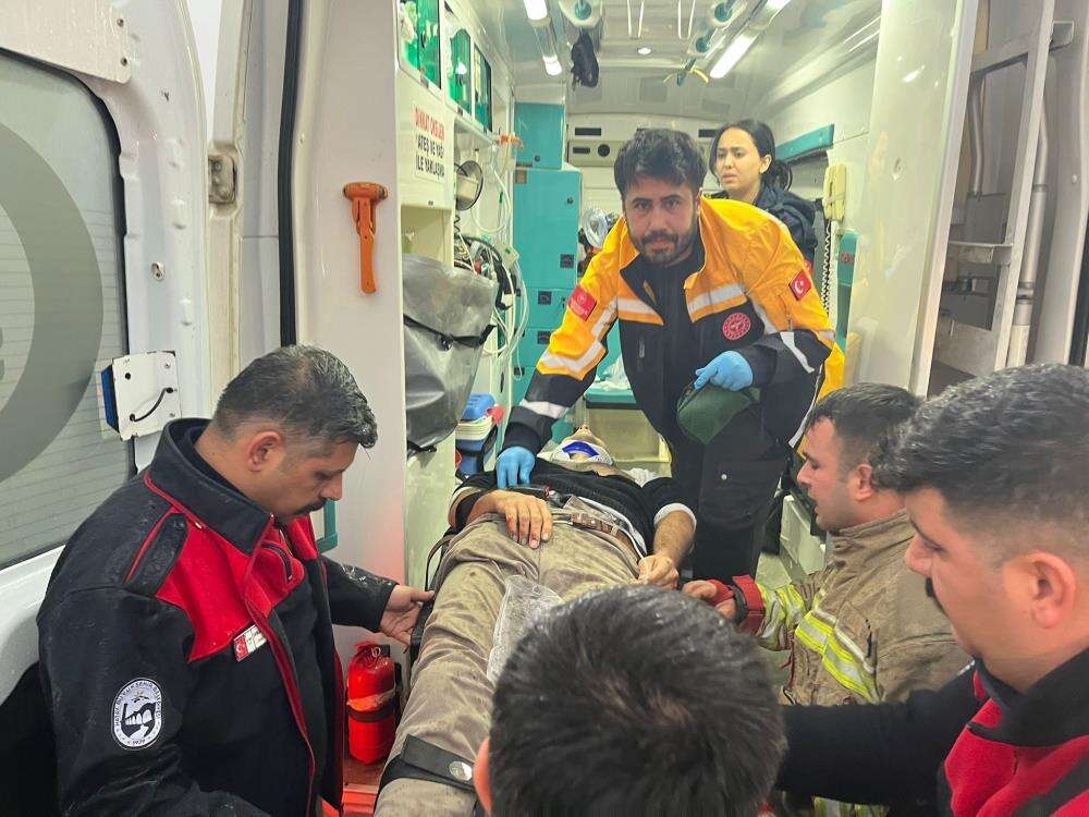 Kazada ağır yaralanan öğretmen Hasan Çakır’dan acı haber 4